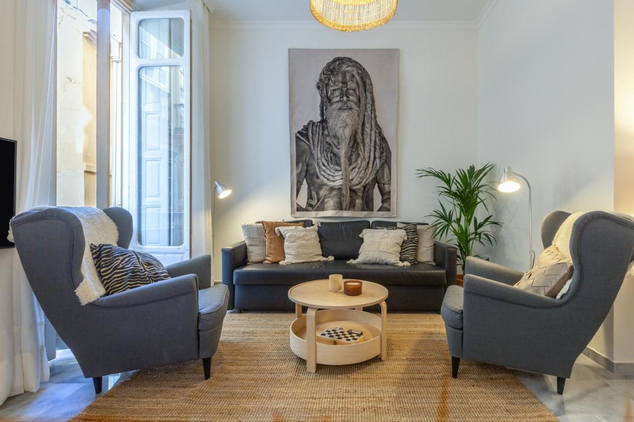 Puerta De Larios: Central Three-Bedroom Apartment With Balconies And Patio مالقة المظهر الخارجي الصورة