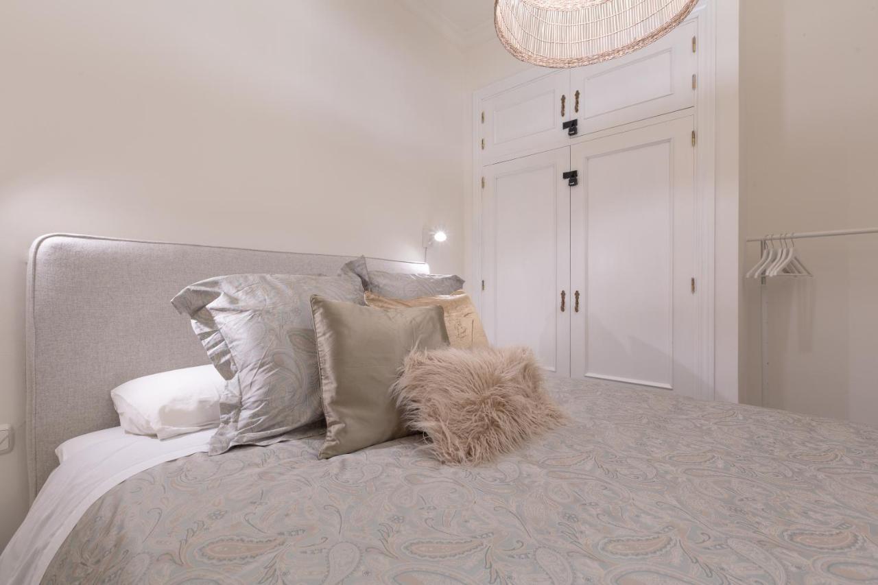 Puerta De Larios: Central Three-Bedroom Apartment With Balconies And Patio مالقة المظهر الخارجي الصورة