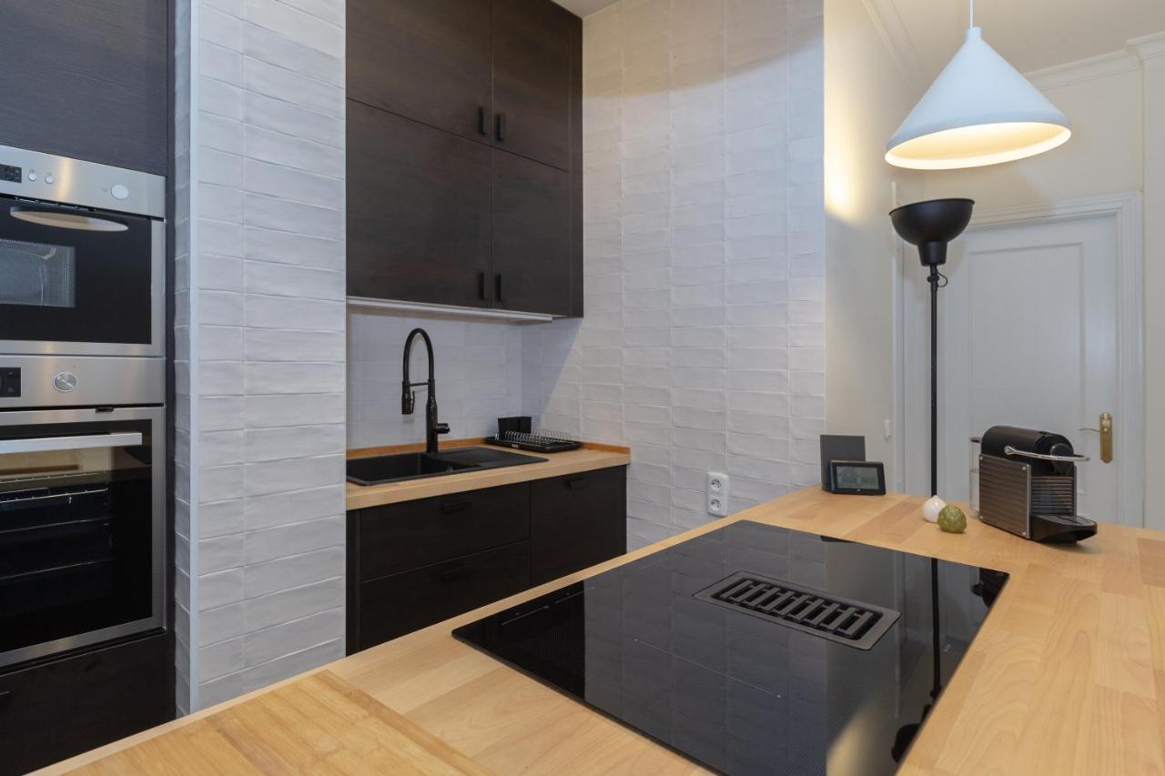 Puerta De Larios: Central Three-Bedroom Apartment With Balconies And Patio مالقة المظهر الخارجي الصورة